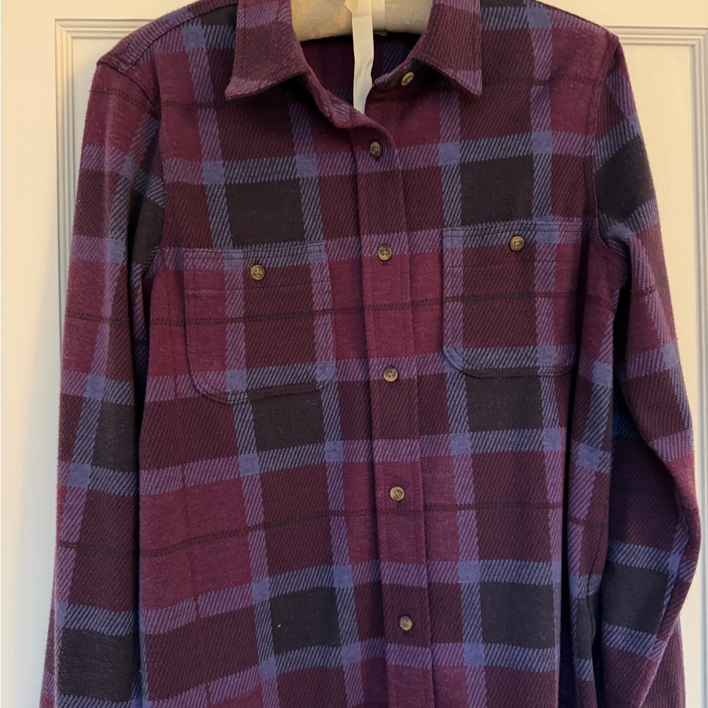 Faherty Legend Shirt Button-Up in Purple Size Small